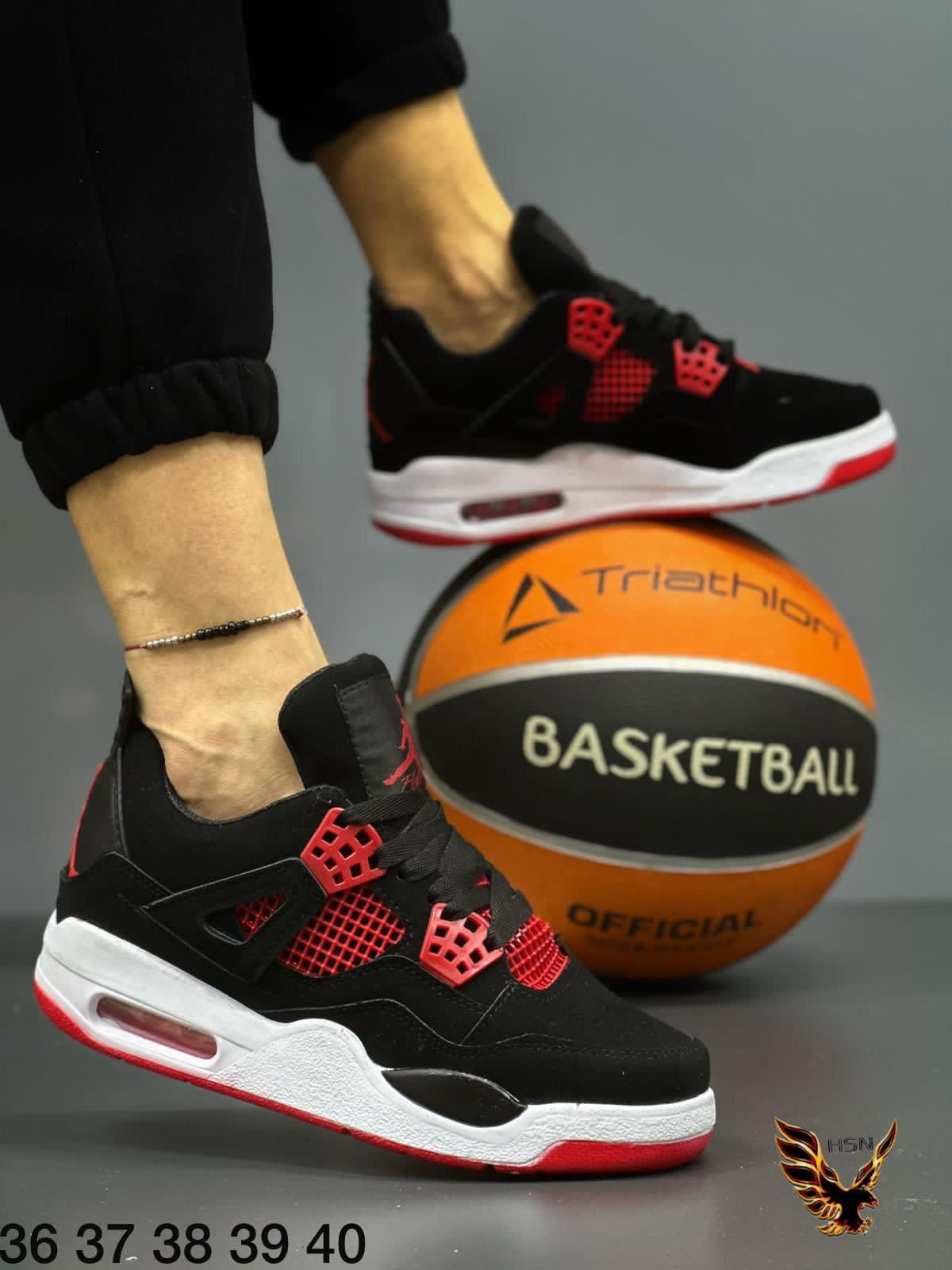 JORDAN 4 – Image 3